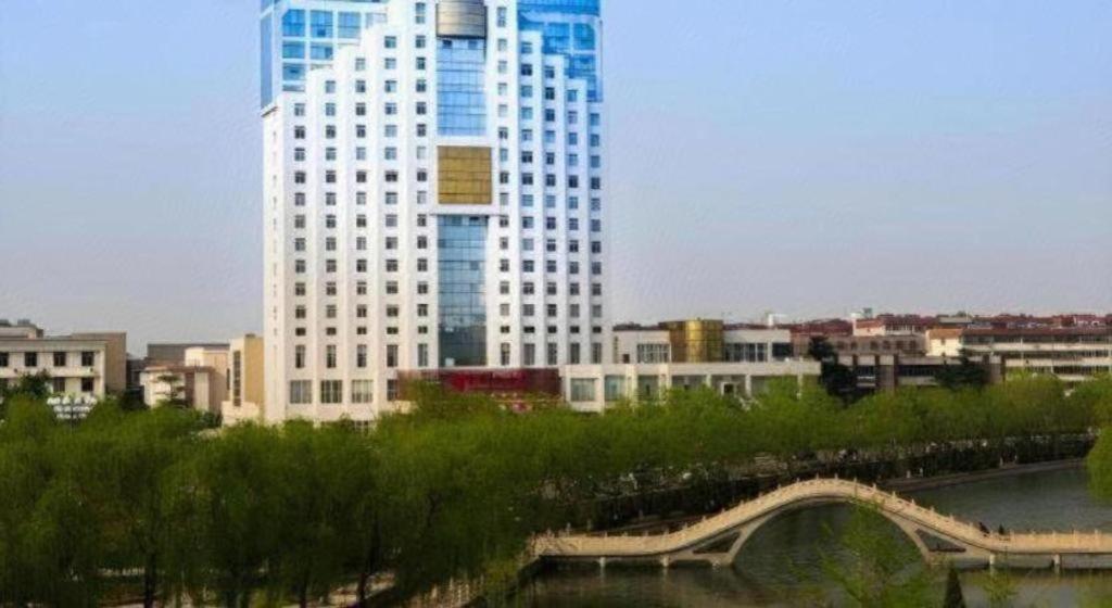 Feicheng Blossom Hotel Exterior photo